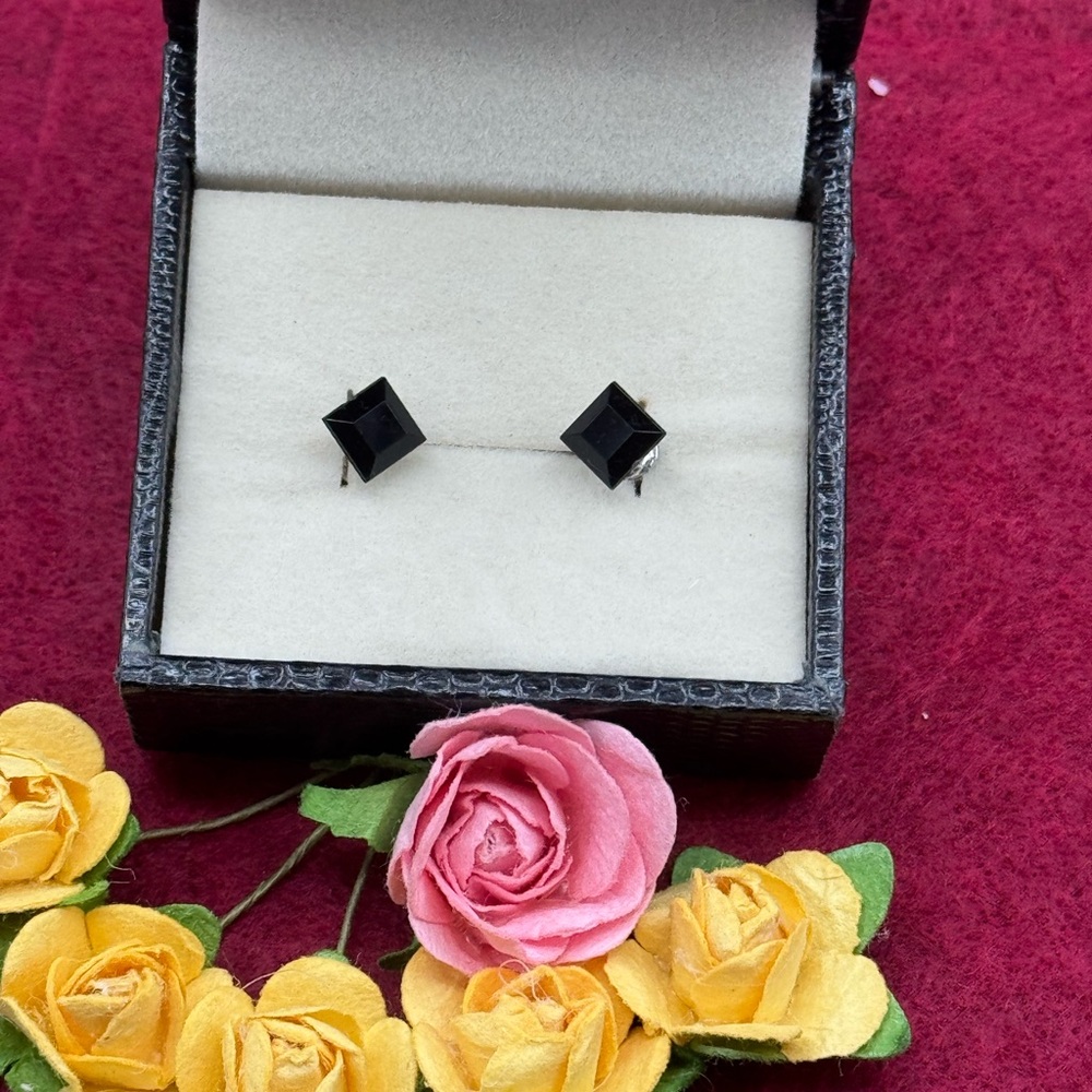 Classic Onyx Square Stud Earrings - Women Jewelry